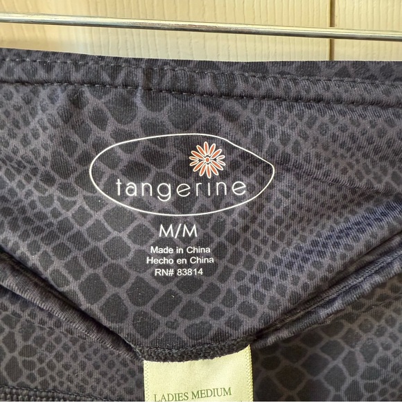 Tangerine Black Modern Snake Print Cropped Leggings Womens Size Medium - Picture 6 of 8